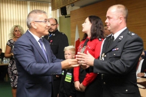 l-4022888921563250111071247276064535209836544oresize