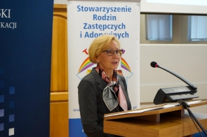 Rozmawiano o  pieczy zastępczej i adopcji5