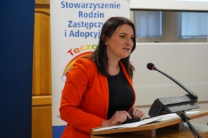 Rozmawiano o  pieczy zastępczej i adopcji4