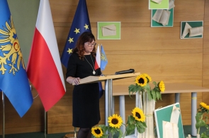 Dzień Edukacji Narodowej 2023 - nagrody Starosty Cieszyńskiego oraz ślubowanie nauczycieli mianowanych