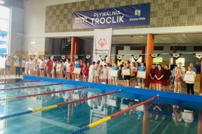 uczniowie Zespołu Placówek Szkolno-Wychowawczo-Rewalidacyjnych w Cieszynie na XII Beskidzkim Regionalnym Mityngu w pływaniu Olimpiad Specjalnych
