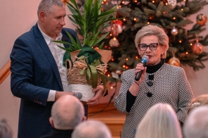 Beata Macura przemawia