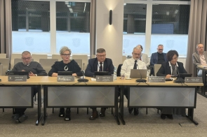 Zarząd Powiatu Cieszyńskiego obecny na sesji