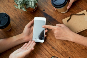 Aplikacje mobilne – sprzymierzeńcy czy przeciwnicy?