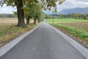 ul. Główna w Kozakowicach po remoncie