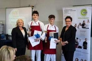 Uczniowie  ZSEG w Cieszynie, którzy zajęli III miejsce w konkursie kulinarnym
