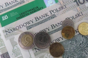 ZUS wysyła list z decyzją o „czternastce”