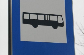 przystanek-autobusowy-znak-bus-stop-sign-fot-kamil-korbik-mojepiasecznopl