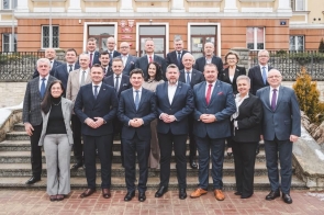 Zdjęcie grupowe uczestników spotkania