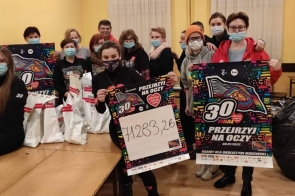 Skoczowski Sztab WOŚP 2022 dziękuje wolontariuszom i sponsorom za 30. Finał