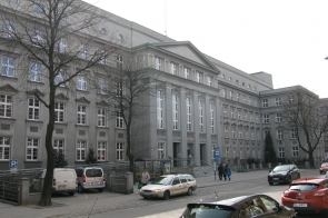 zus-chorzow-widok-z-ulicy