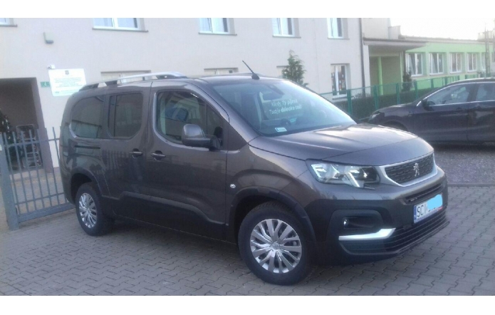 Nowe auto dla dzieci 