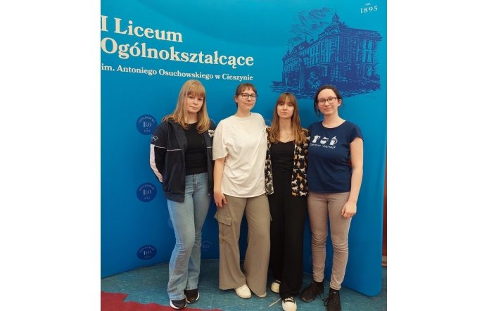 Uczennice LO Osuchowski na Motorola Science Cup