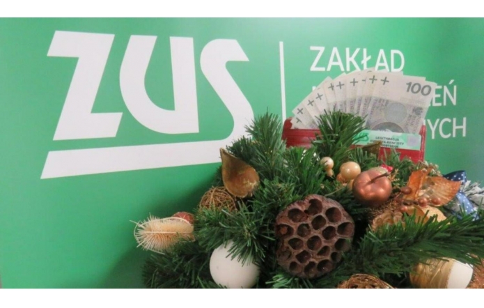 Emerytury i renty jeszcze przed świętami