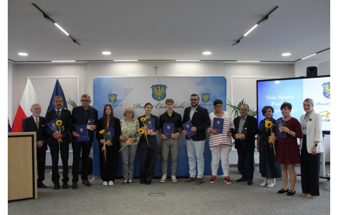 Laureaci wyróżnień Powiatu Cieszyńskiego.