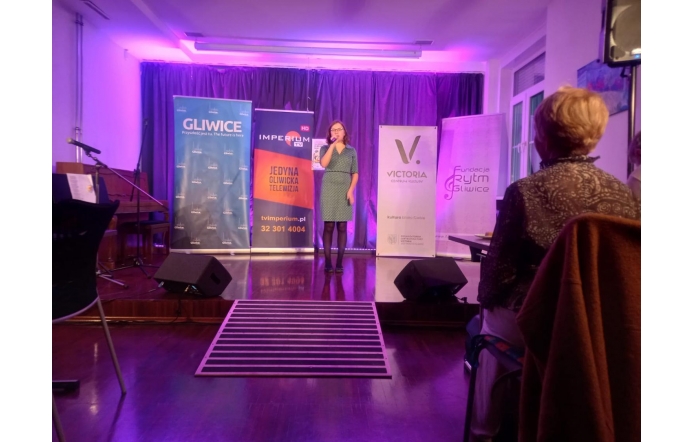 Wyróżnienie dla uczennicy ZPSWR w Cieszynie na Ogólnopolskim Konkursie "Zaczarowany Mikrofon" w Gliwicach.