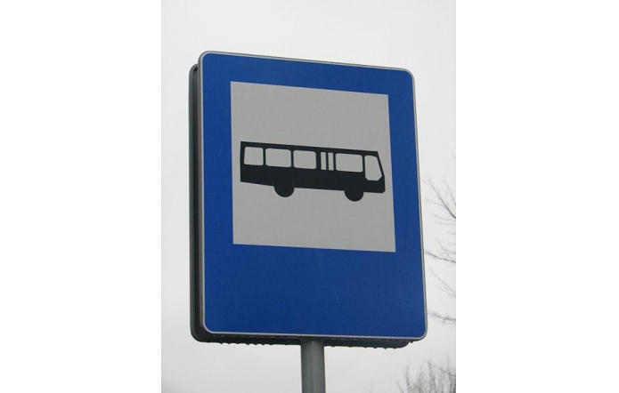 przystanek-autobusowy-znak-bus-stop-sign-fot-kamil-korbik-mojepiasecznopl