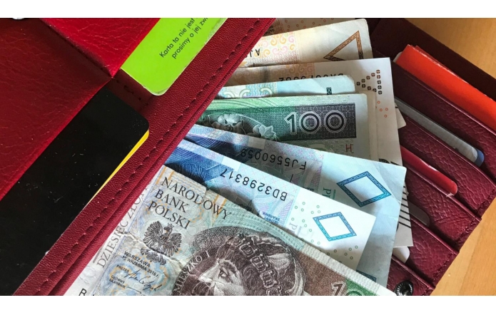 Ruszyły wypłaty czternastych emerytur