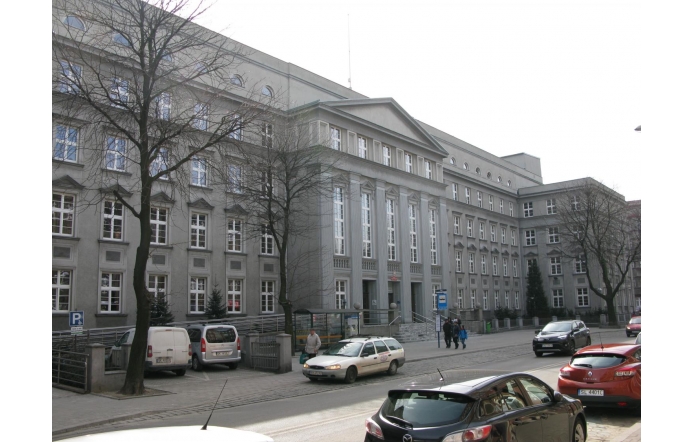 zus-chorzow-widok-z-ulicy