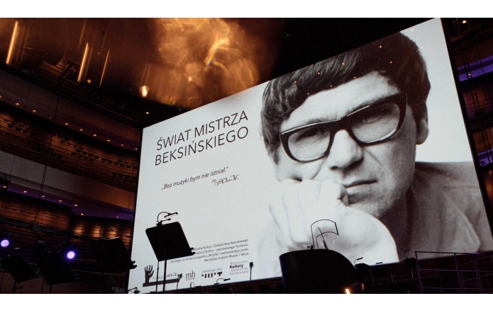 Zanurz się w Świat Mistrza Beksińskiego