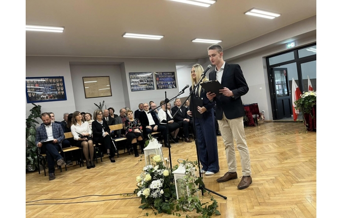 Uroczysta gala z okazji jubileuszu szkoły. 